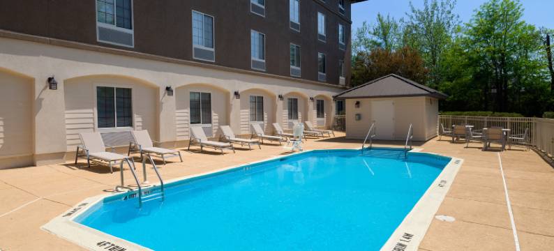 Holiday Inn Express 兰霍恩，牛津谷(Holiday Inn Express PHILADELPHIA NE - LANGHORNE by IHG)图片