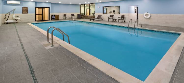 Holiday Inn Express 石溪长岛(Holiday Inn Express STONY BROOK-LONG ISLAND by IHG)图片