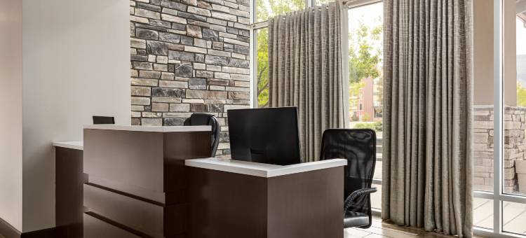 科罗拉多斯普林斯中心智选假日酒店及套房(Holiday Inn Express & Suites Colorado Springs Central)图片