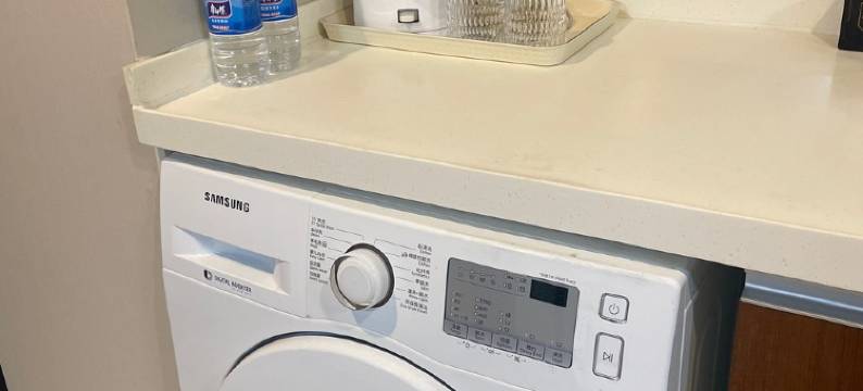 云溪彩电塔民宿(青年大街分店)图片