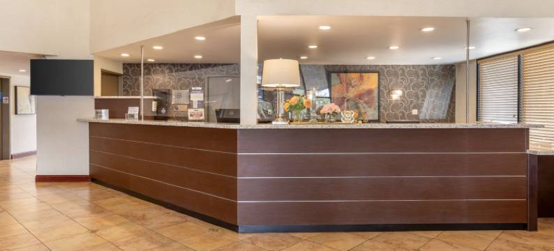 西科维纳贝斯特韦斯特优质酒店(Best Western Plus West Covina Inn)图片