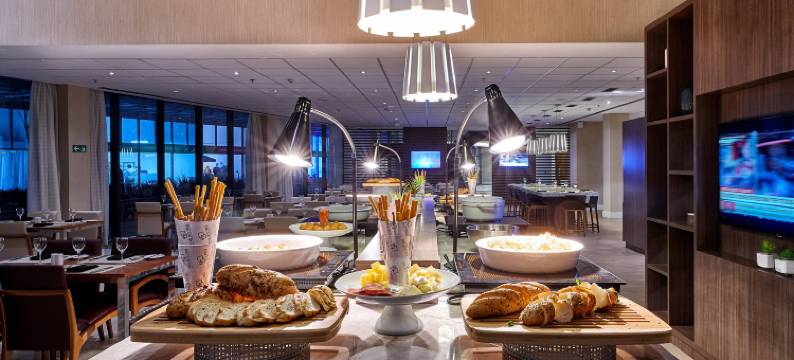 里约热内卢万怡酒店-巴拉达蒂茹卡(Courtyard Rio de Janeiro Barra da Tijuca)图片