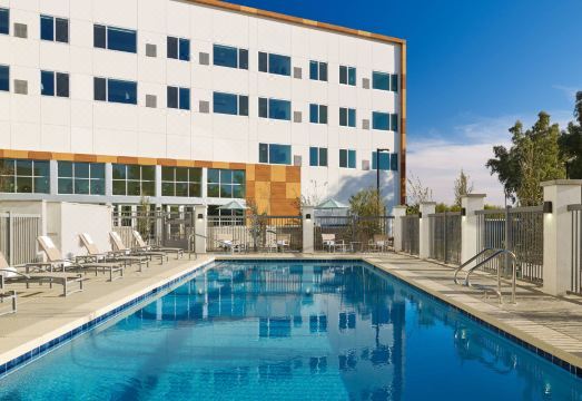 Element Chandler Fashion CenterHotel Overview