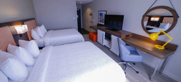 森林之城欢朋套房酒店(Hampton Inn & Suites Forest City)图片