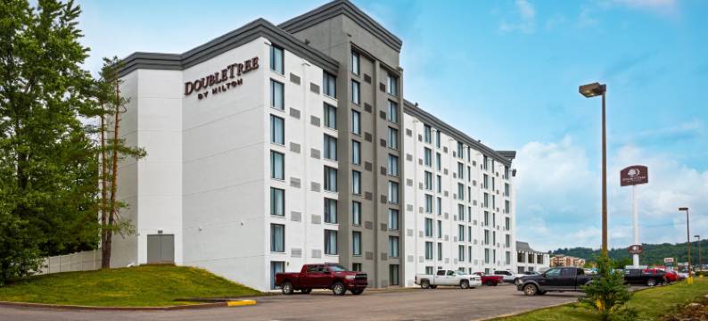 华盛顿希尔顿逸林酒店草地娱乐场区(DoubleTree by Hilton Washington Meadow Lands Casino Area)图片