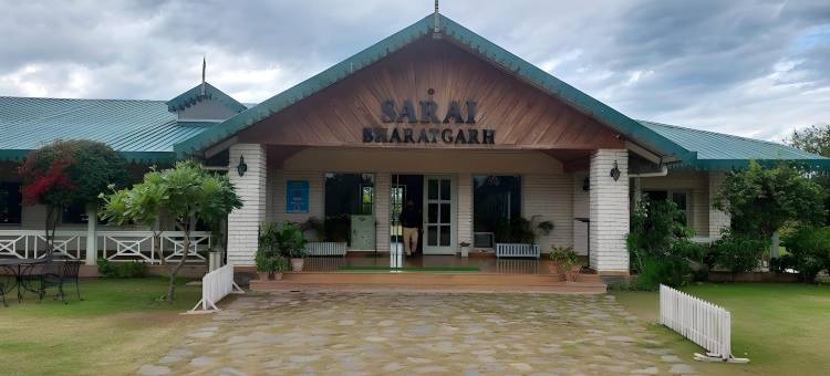 萨莱巴拉特加尔酒店(Hotel Sarai Bharatgarh)图片