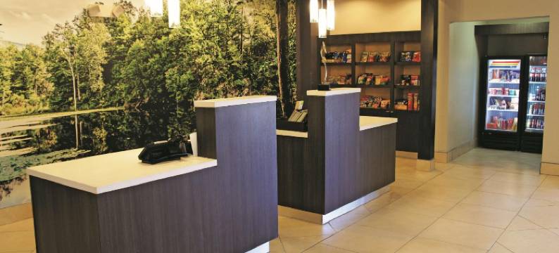 兰伯顿拉昆塔温德姆套房酒店(La Quinta Inn & Suites by Wyndham Lumberton)图片