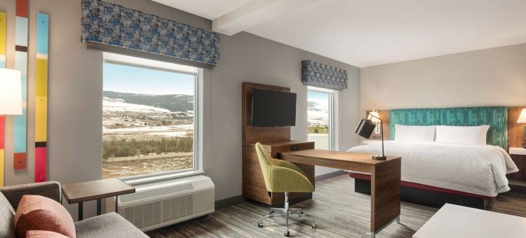 希尔顿旗下欢朋酒店及套房-基洛纳机场(Hampton Inn & Suites by Hilton Kelowna Airport BC)图片