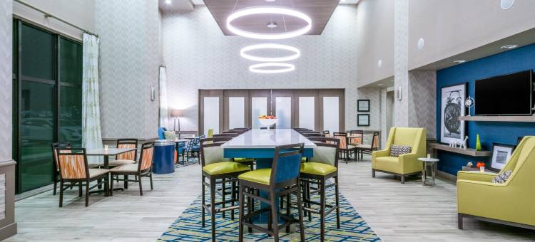 格伦登/华盛顿特区欢朋套房酒店(Hampton Inn & Suites by Hilton Glenarden Washington DC)图片