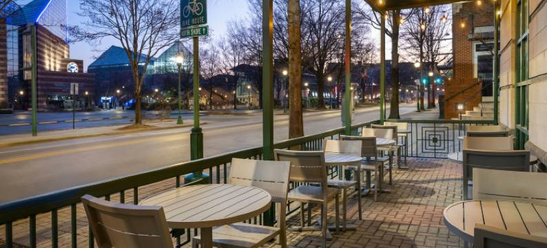 查塔努加市中心万怡酒店(Courtyard Chattanooga Downtown)图片