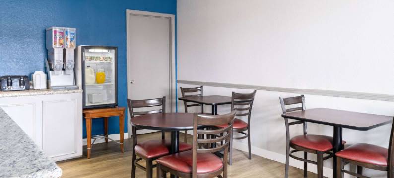 阿德莫尔戴斯酒店(Days Inn by Wyndham Ardmore)图片