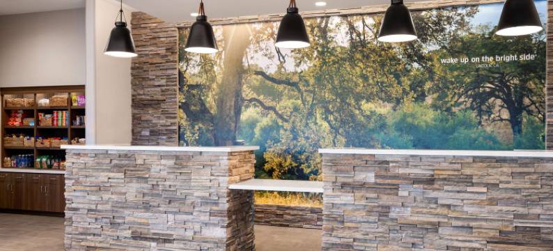 温德姆林肯拉昆塔温德姆酒店(La Quinta Inn and Suites by Wyndham Lincoln)图片