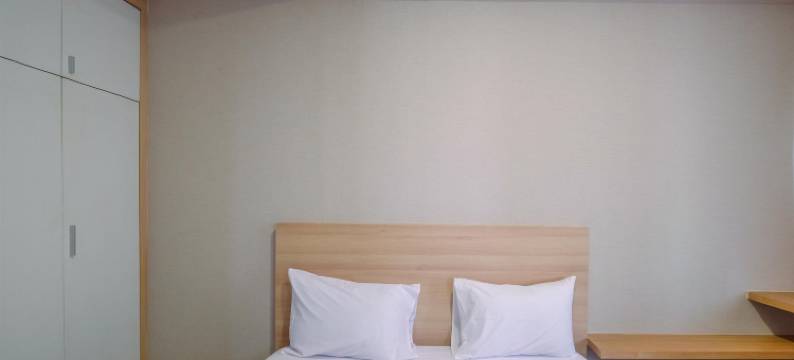 经典优雅的3卧室在波多莫罗高尔夫景观公寓(Classic and Elegant 3BR at Podomoro Golf View Apartment)图片