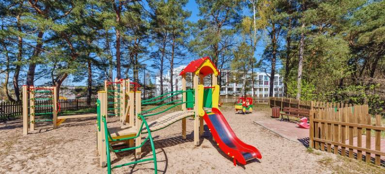 阳光白雪奥谢德勒布鲁斯诺威公寓酒店(Apartamenty Sun&Snow Bursztynowe Osiedle)图片