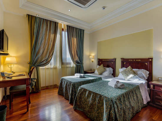 奥尔比亚全景酒店