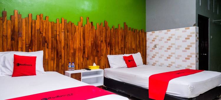 红多兹伊斯兰酒店-克罗马杜2号(RedDoorz Syariah @ Colomadu 2)图片