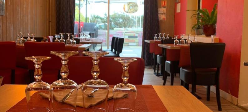 金佩蒂特邦赫酒店(Au Petit Bonheur)图片