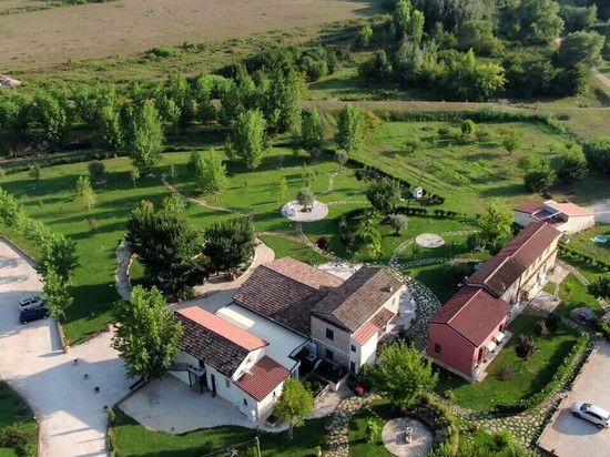 皮奥佩托农庄酒店