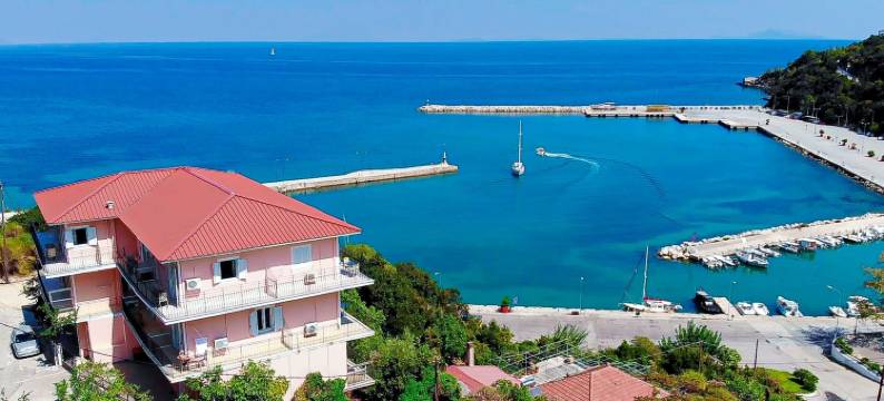 波托灯塔(Faro Del Porto)图片