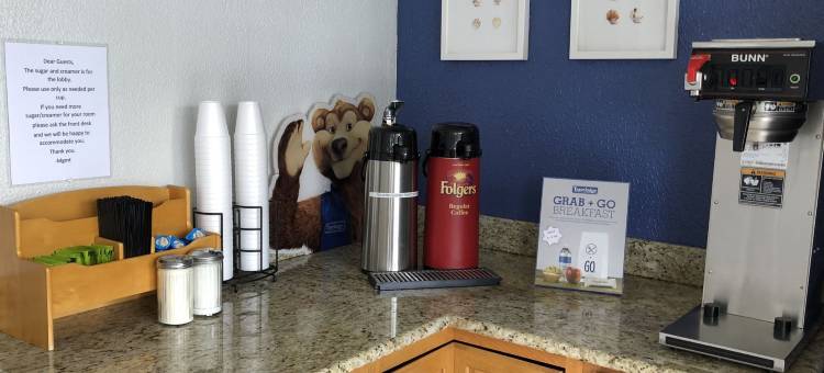 迈尔斯堡北戴斯酒店(Travelodge by Wyndham Fort Myers North)图片