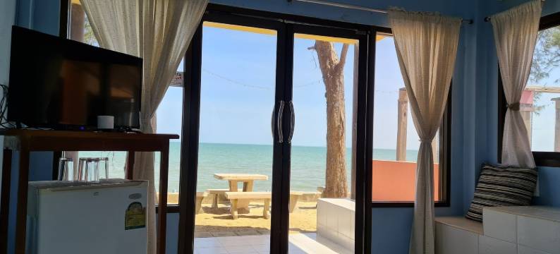 鲁恩阿伦度假村(Roong Arun Resort)图片