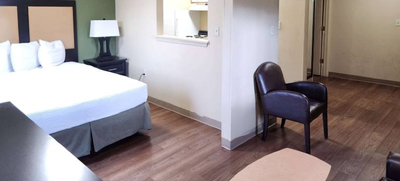 哥伦布东郊区开间公寓(Suburban Studios Columbus East)图片