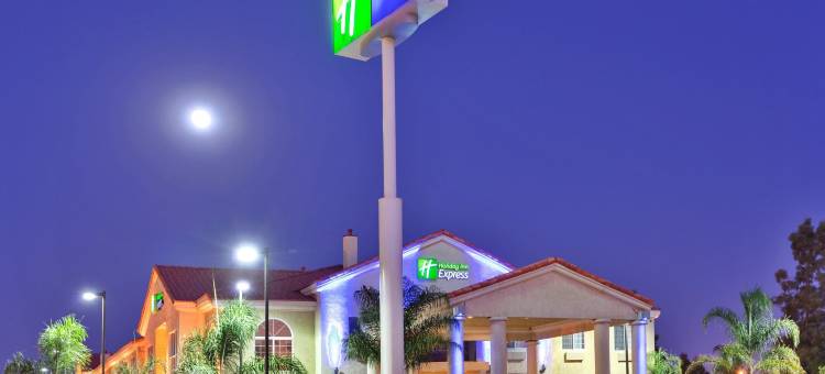 Holiday Inn Express 德拉诺HWY 99(Holiday Inn Express Delano Hwy 99)图片