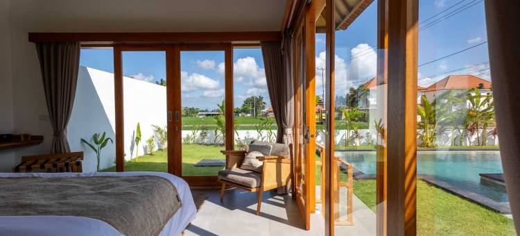 鲁米亚诺二号别墅(Villa Rumiano 2 - Brand New Spacious 2Br Villa with View and Pool)图片