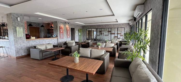 森塔尼帕普亚大酒店(Grand Papua Hotel Sentani)图片