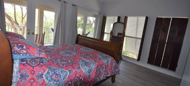 安静私密的自然度假屋，带泳池和海景(Quiet, private nature retreat with pool and ocean views.)图片