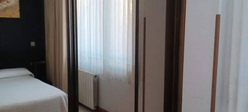 波蒂奥普拉亚公寓(Apartamentos Playa de Portio)图片