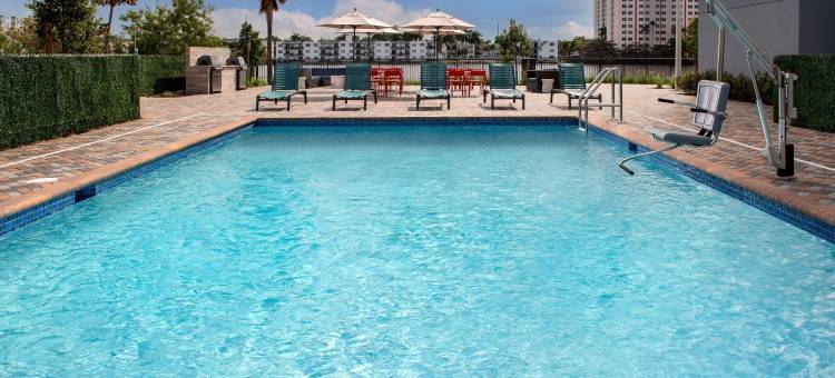 TRU by 希尔顿迈阿密机场南蓝泻湖，FL(Tru by Hilton Miami Airport South Blue Lagoon)图片