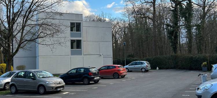 Peaceful haven with garden and parking in Chantilly图片