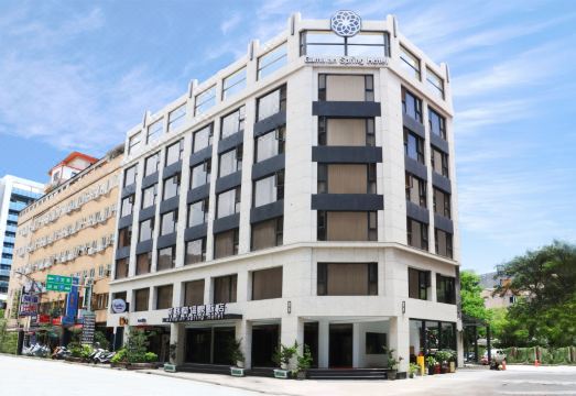 葛玛兰温泉饭店外景图