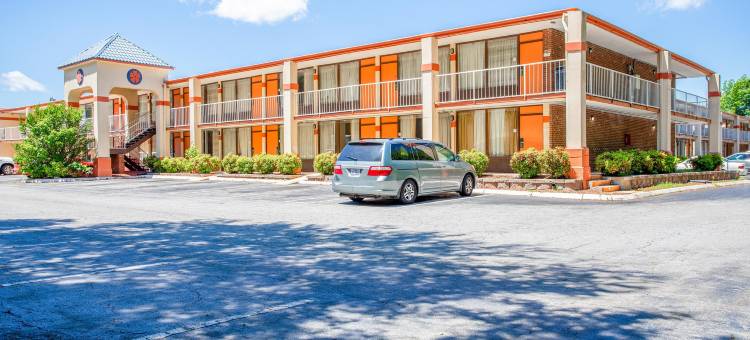 OYO酒店-格林斯伯勒东I40(OYO Hotel Greensboro East I 40)图片