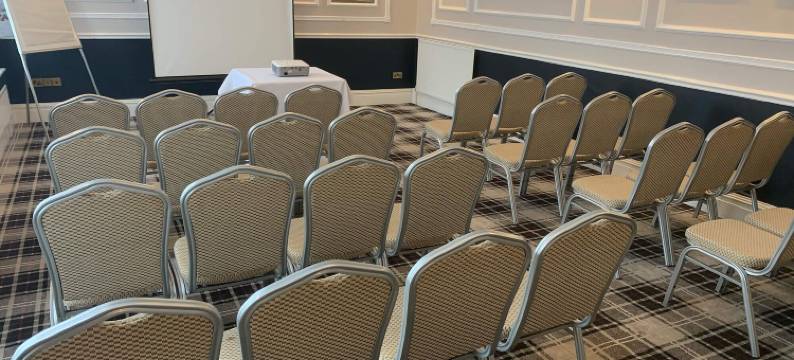 斯顿克罗斯庄园酒店(Stonecross Manor Hotel)图片