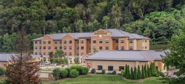 斯托本维尔方济各广场贝斯特韦斯特优质酒店(Best Western Plus Franciscan Square Inn and Suites Steubenville)图片