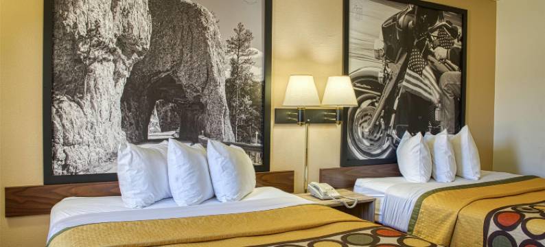 温泉城温德姆速8酒店(Super 8 by Wyndham Hot Springs)图片