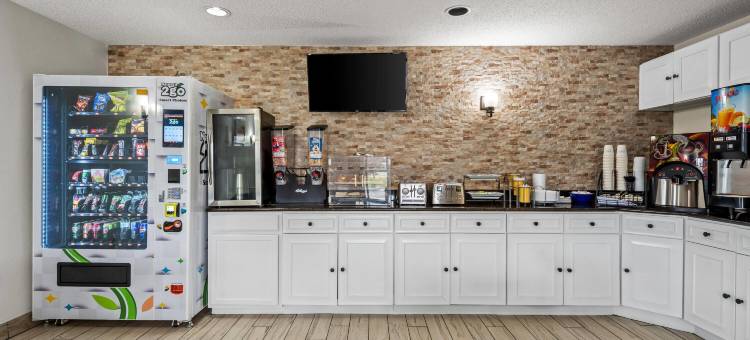 兰卡斯特荷兰郡戴斯酒店(Days Inn by Wyndham Lancaster PA Dutch Country)图片