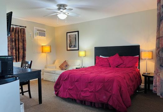 Scenic Motel Moncton Hotel Overview