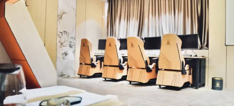 大庆伯爵智慧电竞酒店(东北石油大学店)图片