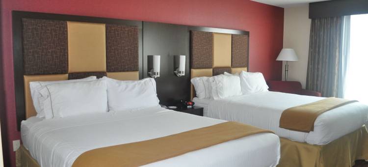 智选假日套房酒店格林(Holiday Inn Express & Suites Greensburg)图片