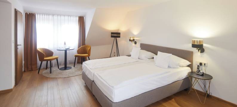 克灵格霍菲尔酒店(Hotel Klingelhöffer)图片