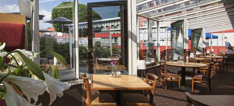 宜必思纳沙泰尔三湖酒店(Ibis 3 Lacs Neuchâtel)图片