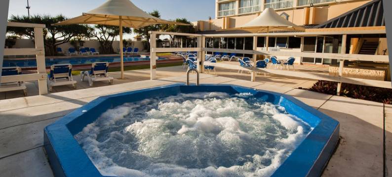 海滨城堡度假胜地酒店(Chateau Beachside Resort)图片