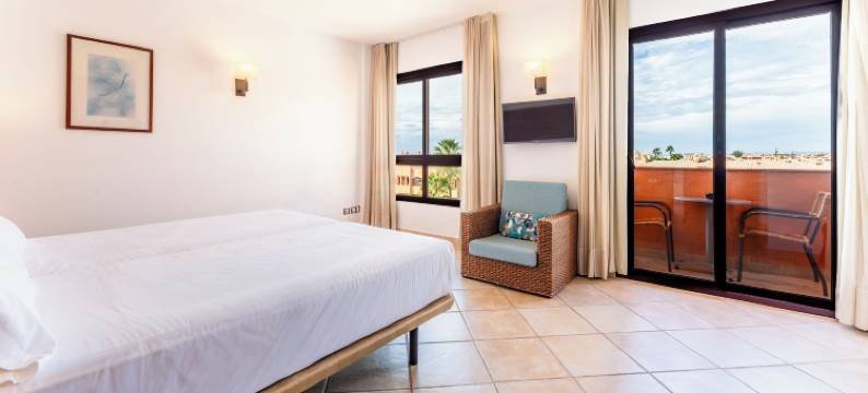 巴库尔哦尼斯太阳海岸(Bakour Oh Nice Costa del Sol)图片