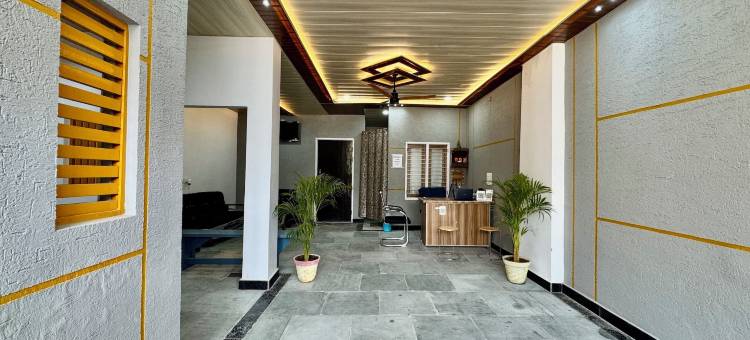 拉达阿拉迪亚萨丹酒店(Hotel Radha Aradhya Sadan)图片