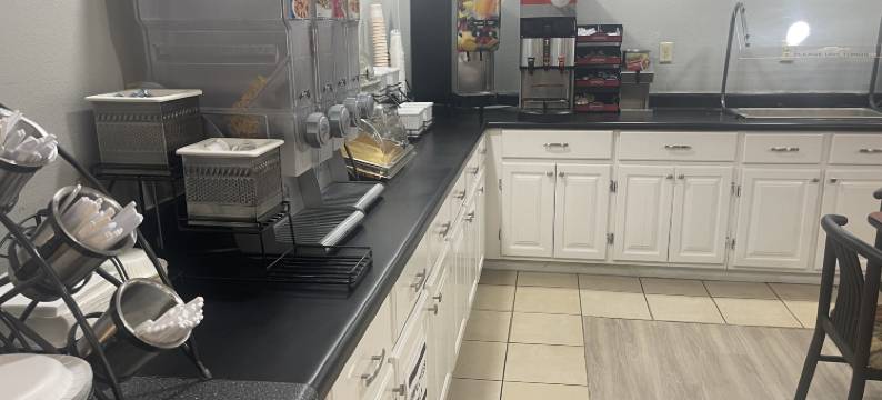 海恩斯维尔红屋顶旅馆(Red Roof Inn & Suites Hinesville)图片