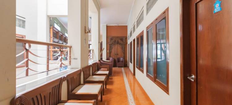 红门酒店 @ 罗达雅酒店 万隆(RedDoorz at Hotel Lodaya Bandung)图片