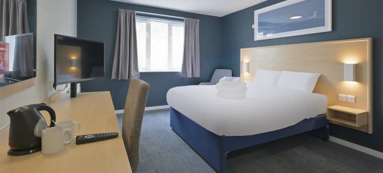 彭布罗克码头旅屋酒店(Travelodge Pembroke Dock)图片